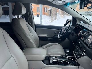 2020 Kia Carnival III, серый, 3500000 рублей, вид 3
