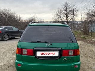 1998 Toyota Ipsum I (M10), зелёный, 390000 рублей, вид 2