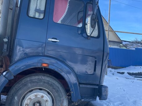 1977 Mercedes-Benz 1424, синий, 900000 рублей, вид 2