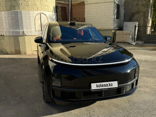 2024 Li Auto (Lixiang) L9 52.3 kWh I Рестайлинг, чёрный, 6500000 рублей, вид 3