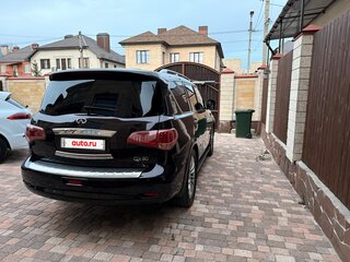 2016 Infiniti QX80 I Рестайлинг, красный, 3299000 рублей, вид 3