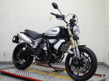 2019 Ducati Scrambler 1100, серебристый, 790000 рублей, вид 2