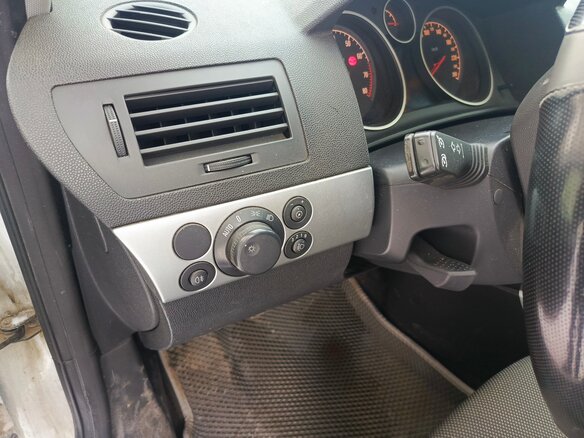 2013 Opel Astra H Рестайлинг, серебристый, 520000 рублей - вид 13