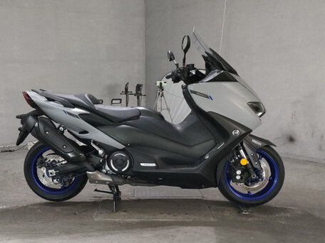 2021 Yamaha TMAX, серый, 745000 рублей, вид 3