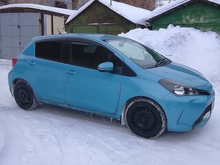 2016 Toyota Vitz III (XP130) Рестайлинг, голубой, 859000 рублей, вид 3