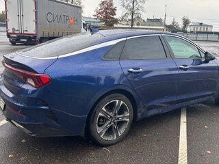 2021 Kia K5 III, синий, 2500000 рублей, вид 4
