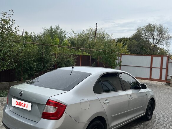 2015 Skoda Rapid I, серебристый - вид 1