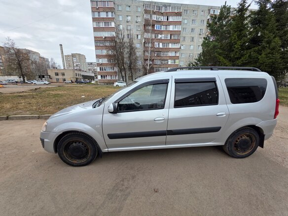 2013 Lada (ВАЗ) Largus I, серебристый, 600000 рублей - вид 3