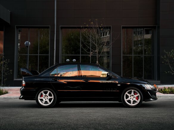 2004 Mitsubishi Lancer Evolution VIII, чёрный - вид 8