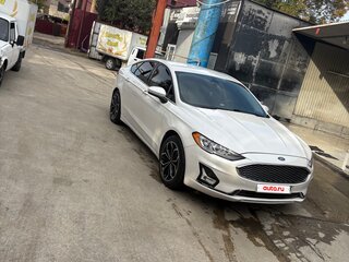 2020 Ford Fusion (North America) II Рестайлинг, белый, 1800000 рублей, вид 1