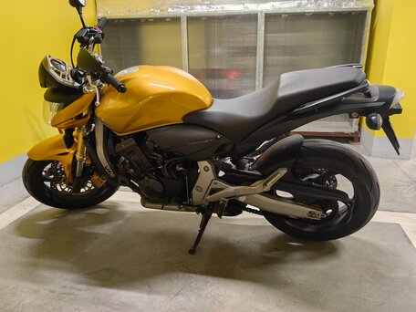 2008 Honda CB 600F Hornet, золотистый, 560000 рублей, вид 2