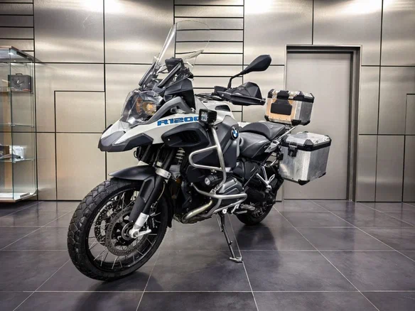 2015 BMW R 1200 GS Adventure, белый, 1400000 рублей