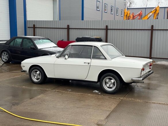 1972 Lancia Fulvia, белый, 3400000 рублей - вид 4