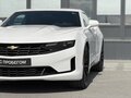 2019 Chevrolet Camaro VI Рестайлинг, белый, 2250000 рублей - вид 8
