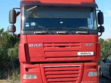 2006 DAF XF 105, красный, 4000000 рублей, вид 1