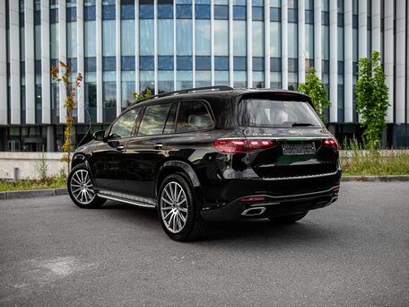 2026 Mercedes-Benz GLS 450 II (X167) Рестайлинг, чёрный, 16200000 рублей, вид 4