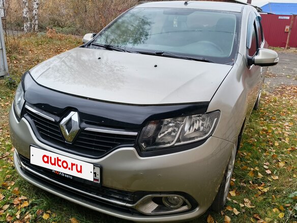 2018 Renault Logan II, бежевый, 900000 рублей - вид 4
