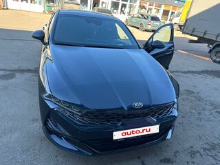 2021 Kia K5 III, синий, 2950000 рублей, вид 1