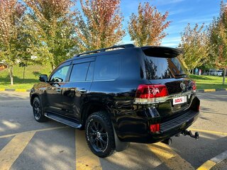 2018 Toyota Land Cruiser 200 Series Рестайлинг 2, чёрный, 6500000 рублей, вид 4