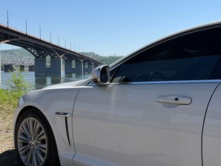 2013 Jaguar XF I Рестайлинг, белый, 1750000 рублей, вид 4