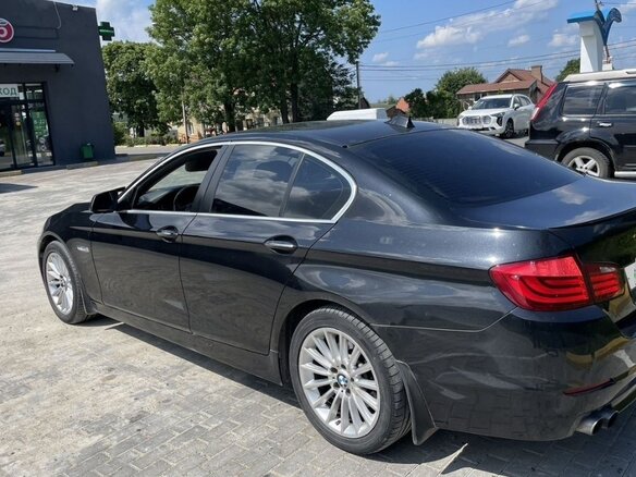 2011 BMW 5 серии 523i VI (F10/F11/F07), чёрный, 1480000 рублей - вид 3
