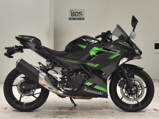 2022 Kawasaki Ninja 400, чёрный, 630000 рублей, вид 4