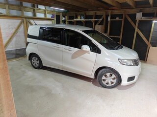 2012 Honda Freed Spike I Рестайлинг, белый, 1090000 рублей, вид 5