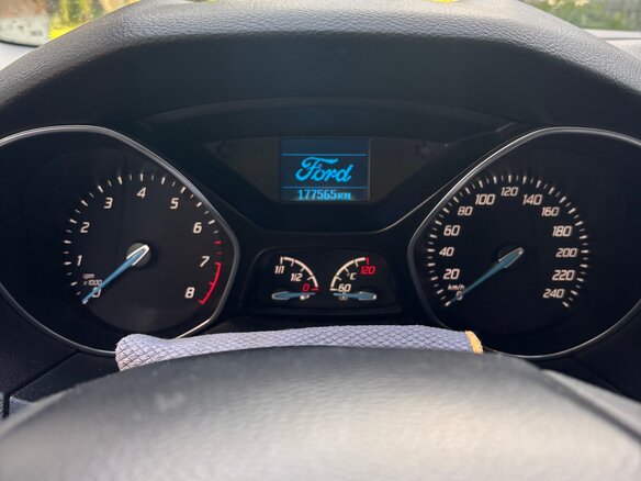 2013 Ford Focus III, белый, 880000 рублей - вид 5