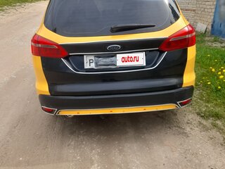 2016 Ford Focus III Рестайлинг, жёлтый, 730000 рублей, вид 3