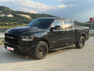 2022 Ram 1500 Crew Cab eTorque V, чёрный, 8500000 рублей, вид 1