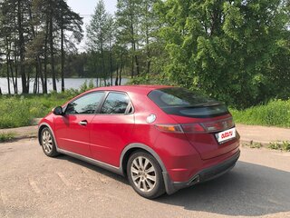 2008 Honda Civic VIII, красный, 550000 рублей, вид 3