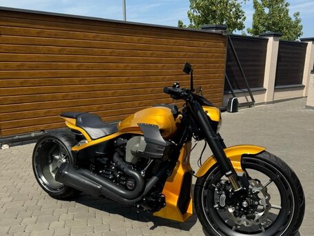 2018 Harley-Davidson FXDR 114, золотистый, 5100000 рублей, вид 3