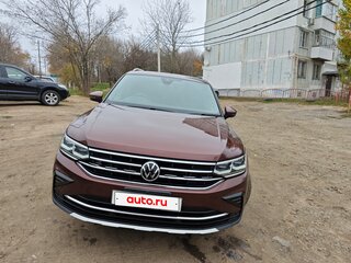 2021 Volkswagen Tiguan II Рестайлинг, коричневый, 2698000 рублей, вид 5