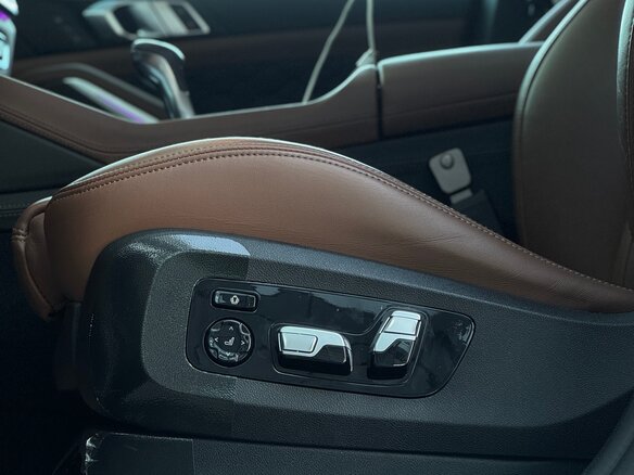 2022 BMW X5 M Competition III (F95), чёрный, 12000000 рублей - вид 17