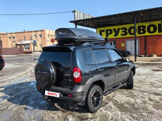 2011 Chevrolet Niva I Рестайлинг, чёрный, 550000 рублей, вид 3
