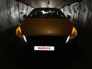 2011 Volvo S60 II, оранжевый, 750000 рублей, вид 1