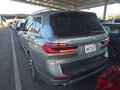 2025 BMW X7 40i I (G07) Рестайлинг, серый - вид 6