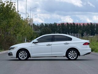 2022 Volkswagen Bora IV (China Market) Рестайлинг, белый, 1355000 рублей, вид 4