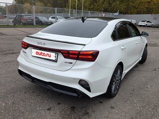 2022 Kia Cerato IV Рестайлинг, белый, 3250000 рублей, вид 5