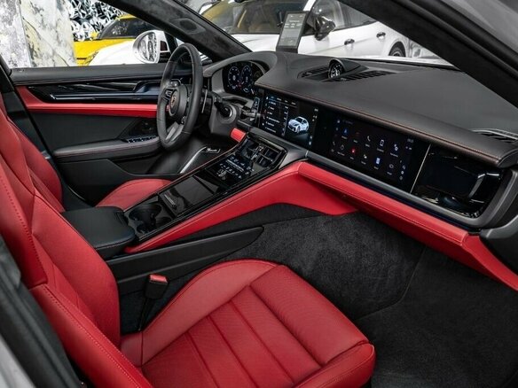 2025 Porsche Panamera 4 E-Hybrid III, серебристый, 22531000 рублей - вид 10