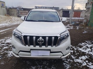 2015 Toyota Land Cruiser Prado 150 Series Рестайлинг 1, белый, 3450000 рублей, вид 1