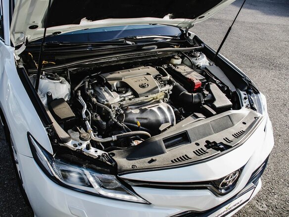 2020 Toyota Camry VIII (XV70), белый, 2399000 рублей - вид 24