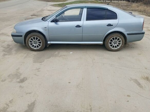 2004 Skoda Octavia I (A4) Рестайлинг, голубой, 380000 рублей - вид 4