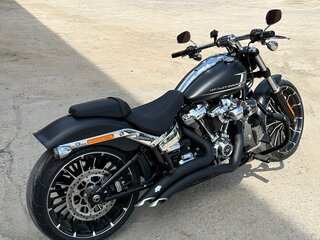2023 Harley-Davidson Breakout, чёрный, 2600000 рублей, вид 5