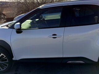 2023 Toyota Yaris Cross I, белый, 2230000 рублей, вид 3