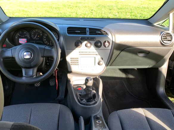 2008 SEAT Leon II, чёрный, 390000 рублей - вид 9