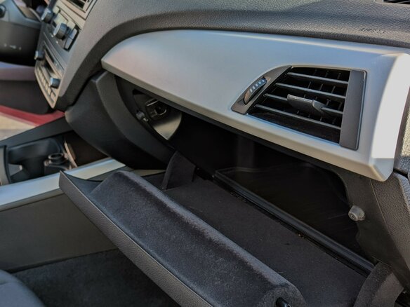 2012 BMW 1 серии 116i II (F20/F21), красный, 1100000 рублей - вид 19