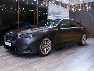 BMW M5 VII (G90)