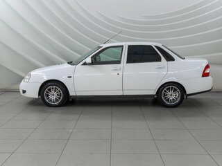 2016 Lada (ВАЗ) Priora I Рестайлинг, белый, 468000 рублей, вид 4