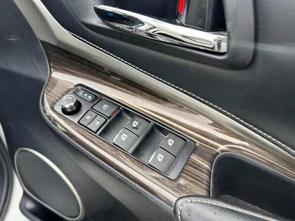 2015 Toyota Harrier III (XU60), белый, 1950055 рублей - вид 19